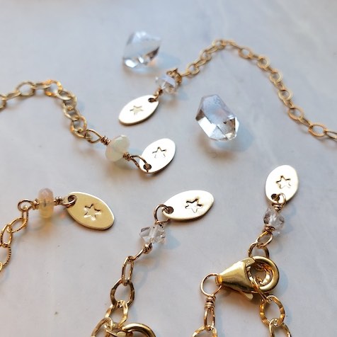 Diamond Quartz Mini Love Necklace