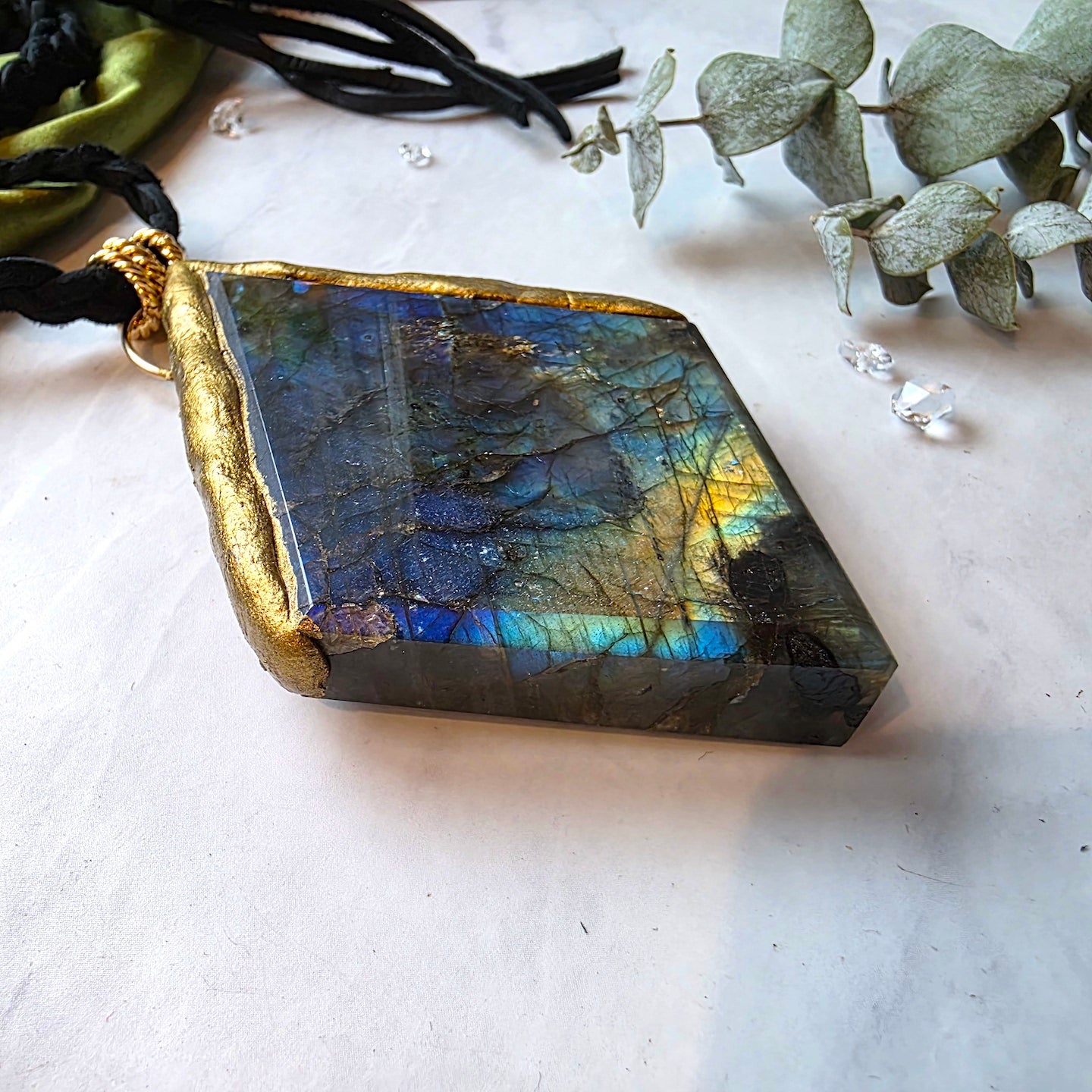 Queen Labradorite Talisman